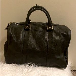 Black leather Gucci bag